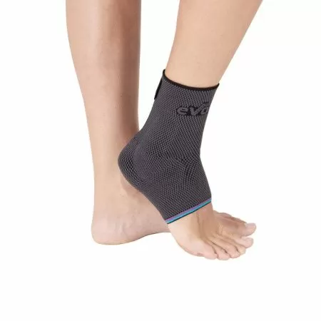 Бандаж компрессионный на голеностопный сустав  Тривес Т-8681 Evolution 