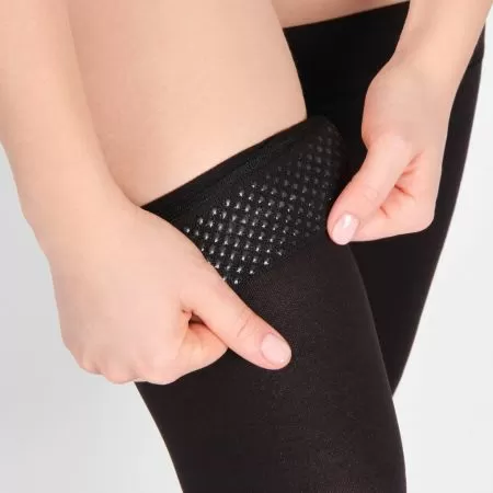 Чулки компрессионные IDEALISTA ID-300 унисекс 1 класс компрессии с закрытым носком и гладкой резинкой цвет черный 