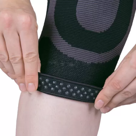 Бандаж на коленный сустав Тривес Т-8509, компрессионный 