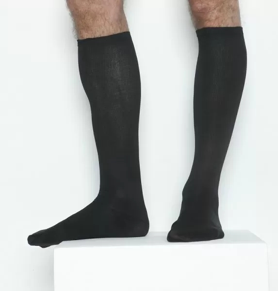 Гольфы компрессионные Ergoforma 313 мужские 1 класс компрессии с закрытым носком плотные черные 