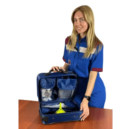 Набор для оказания неотложной помощи при эндогенных отравлениях Мединт-М НИСМПт-01 в сумке СМУ-01, артикул 271